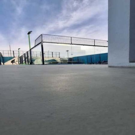 تنفيذ وانشاء ملاعب بادل بالرياض