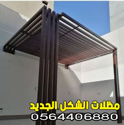 مظلات خشبية 