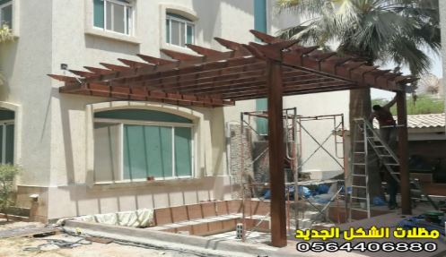 مظلات خشبية 